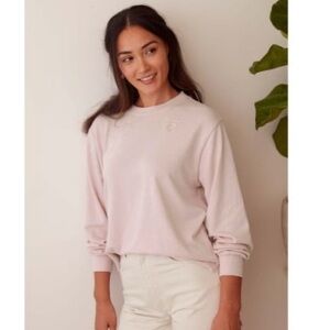 NEW Women's Top Heart Valentines Day Size Small
New with tags